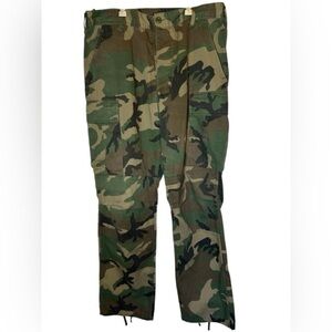 Mens Camouflage Cargo Pants, Waist Size 31-35